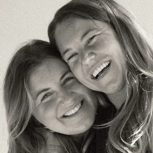 Noa Parker and Alex Pivetti logo