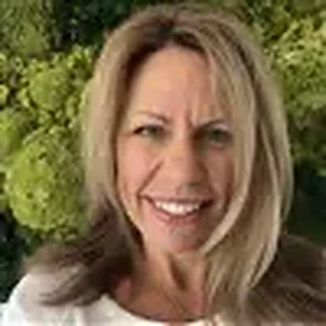 Tami Jervis logo