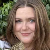 Hallee Watson logo