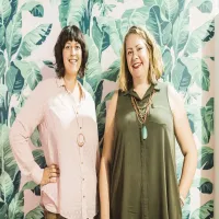 DOULAS OF LONG BEACH logo