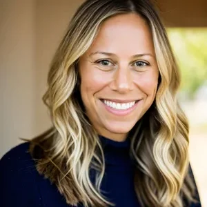 Heather Charmatz logo
