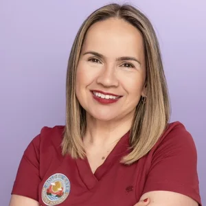 Lea Azevedo logo